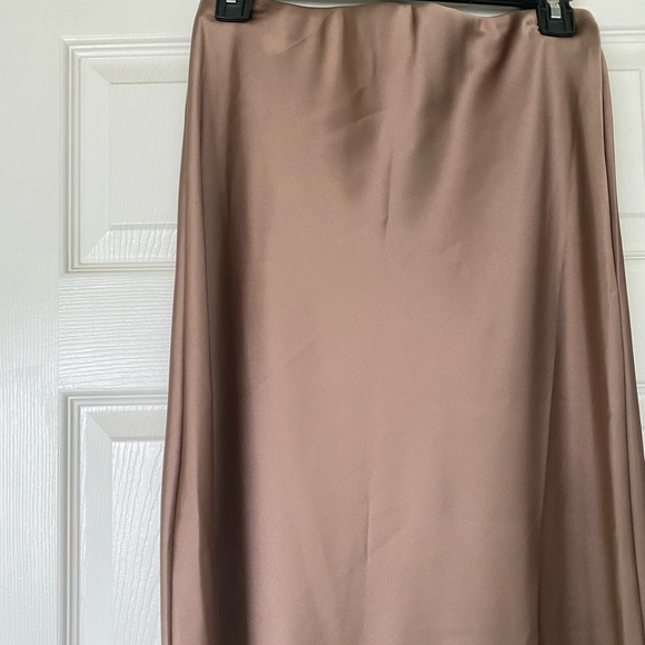 Satin Midi Slip Skirt - Picture 7 of 7